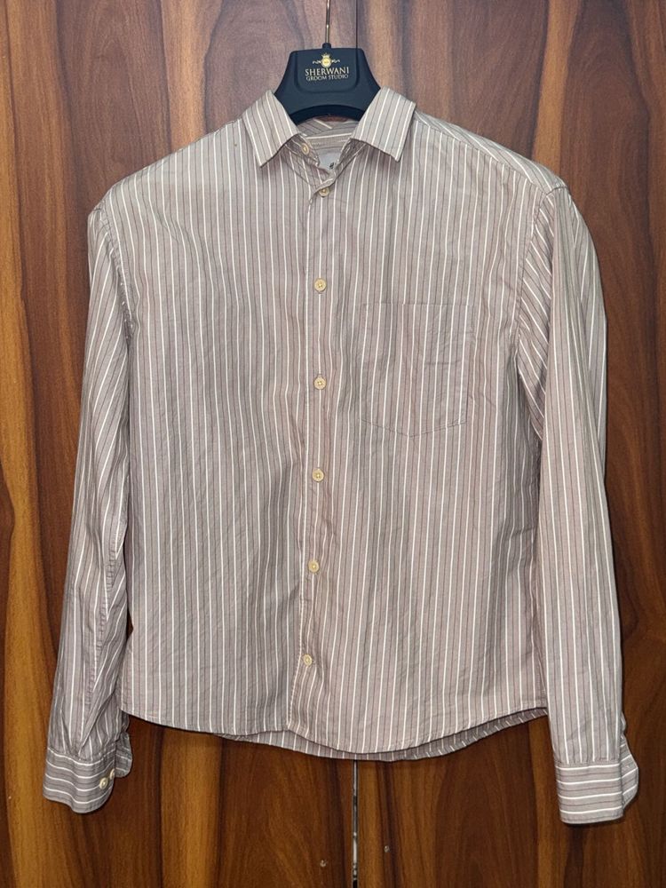 H&amp;M Men's Striped Casual Shirt | Size- Small