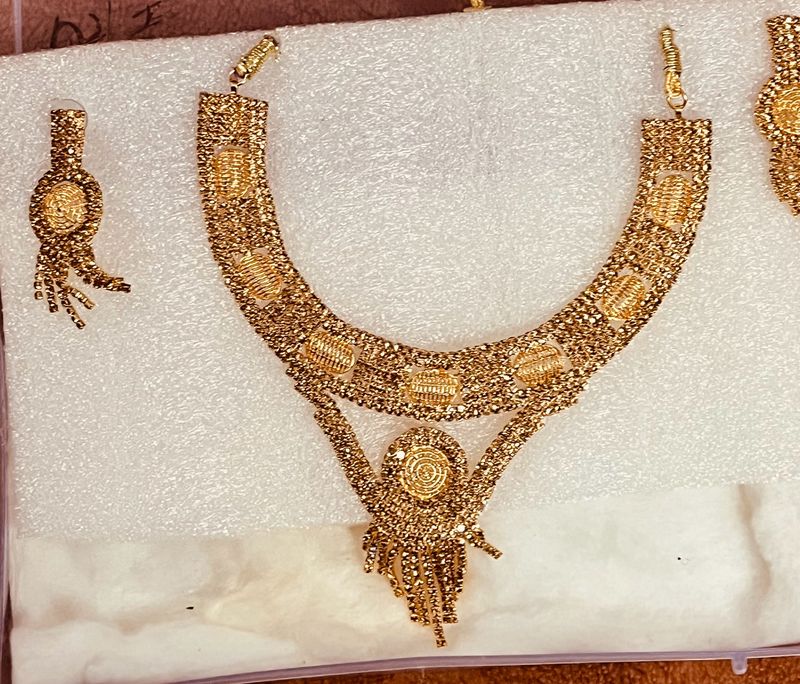 Necklace  Set Golden New