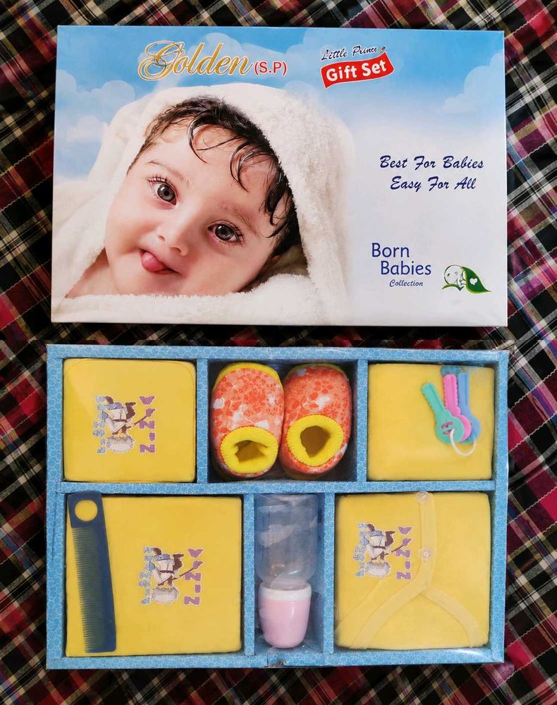 Golden Baby Gift Set for Newborns