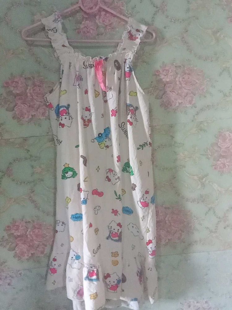 📢Cute Hello Kitty Nightgown