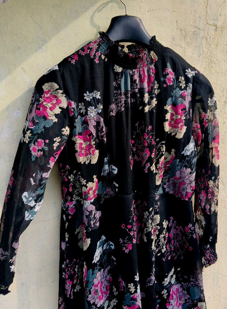 Black Floral Print Dress 💐🛒