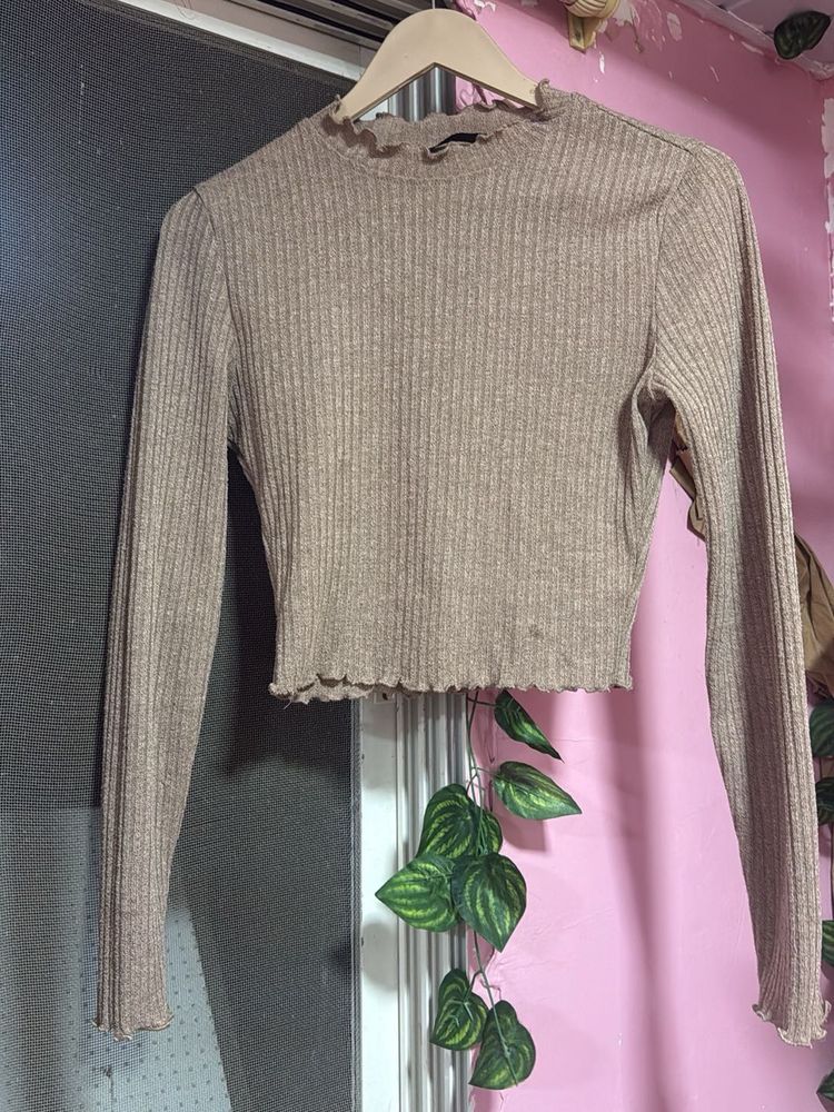 Ribbed Mock Neck Lettuce Trim Top