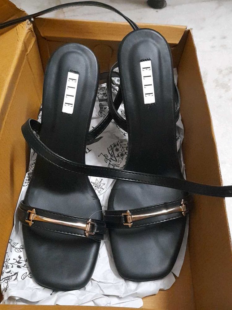 Elle Heels