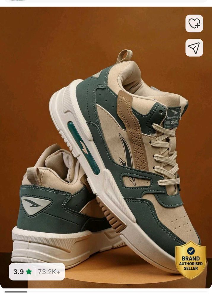 Stylish Men's Sneakers 1 month used