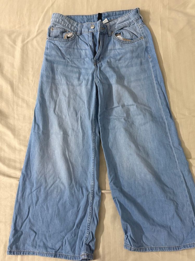 Light Wash Wide Leg Jeans
