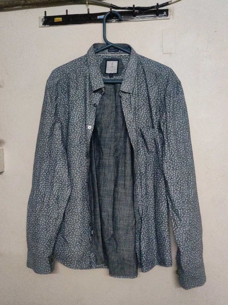 Men's Blue Printed Button-Down Shirt