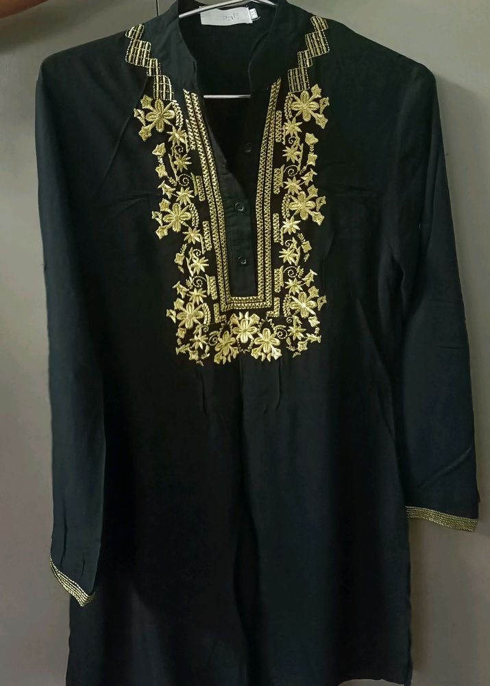Black Kurta (Women)