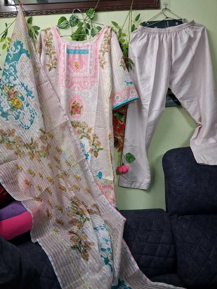 Beautiful Printed Kurta Set with Dupatta