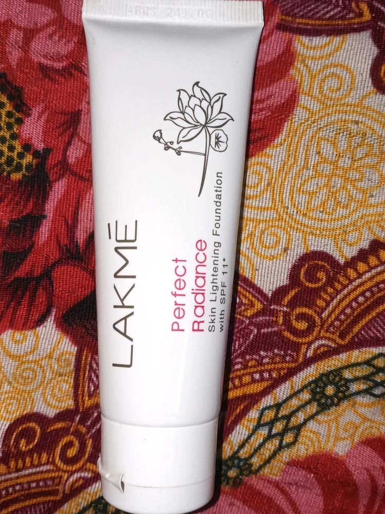 Lakme Perfect Radiance Foundation