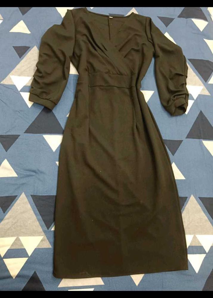 Elegant black Wrap Dress😌💅