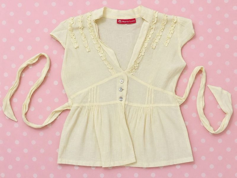 Chic Yellow Button-Up Blouse