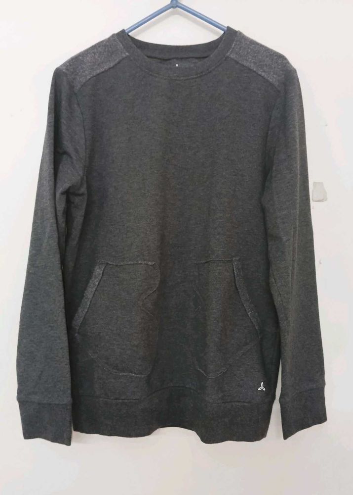 UNISEX SWEATSHIRT BRAND NEW