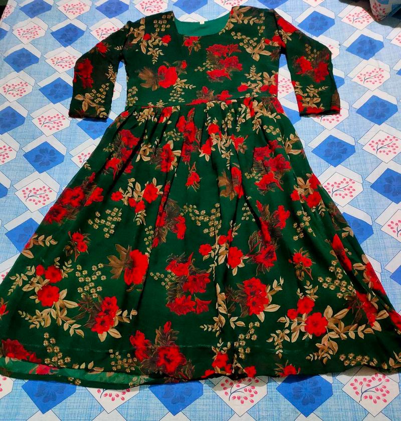 Green Floral Print Kurta Set