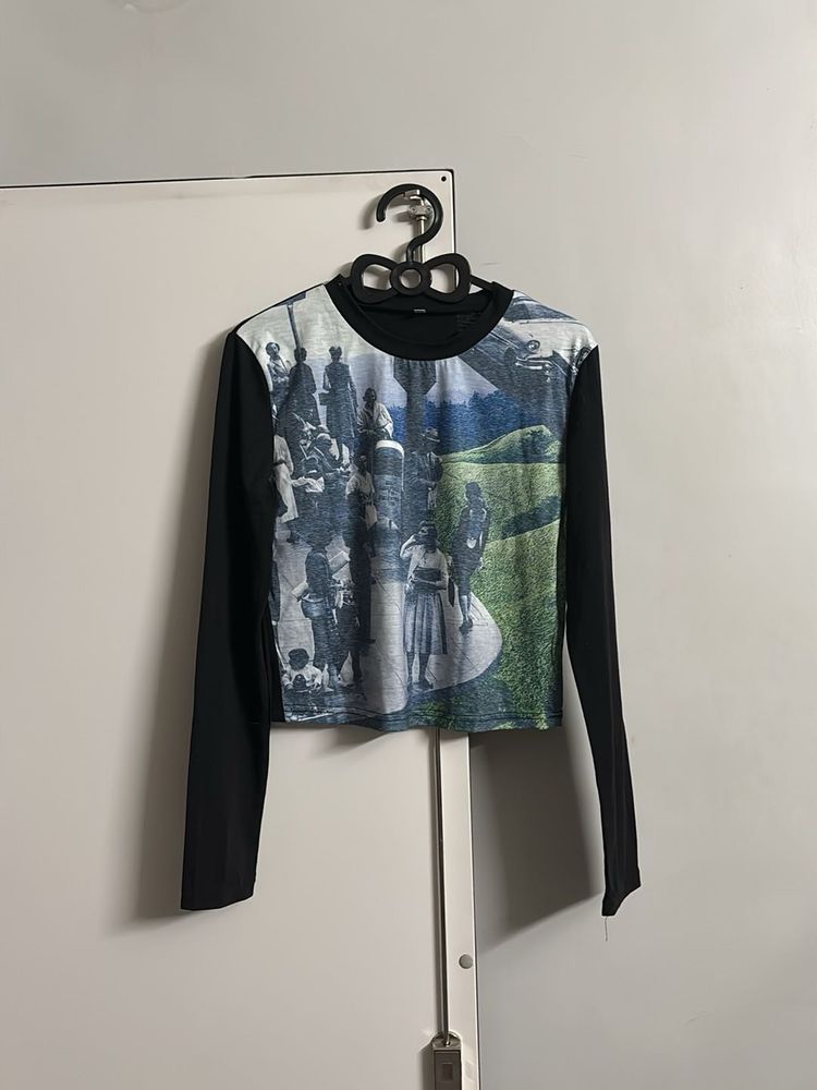 Graphic y2k baby tee
