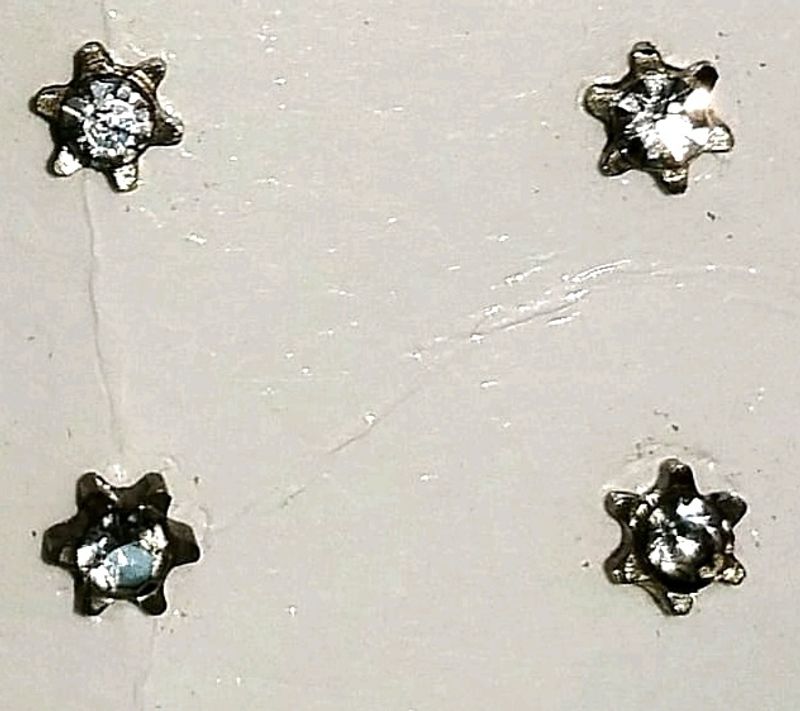 Ear rings second tops &amp; nose pin