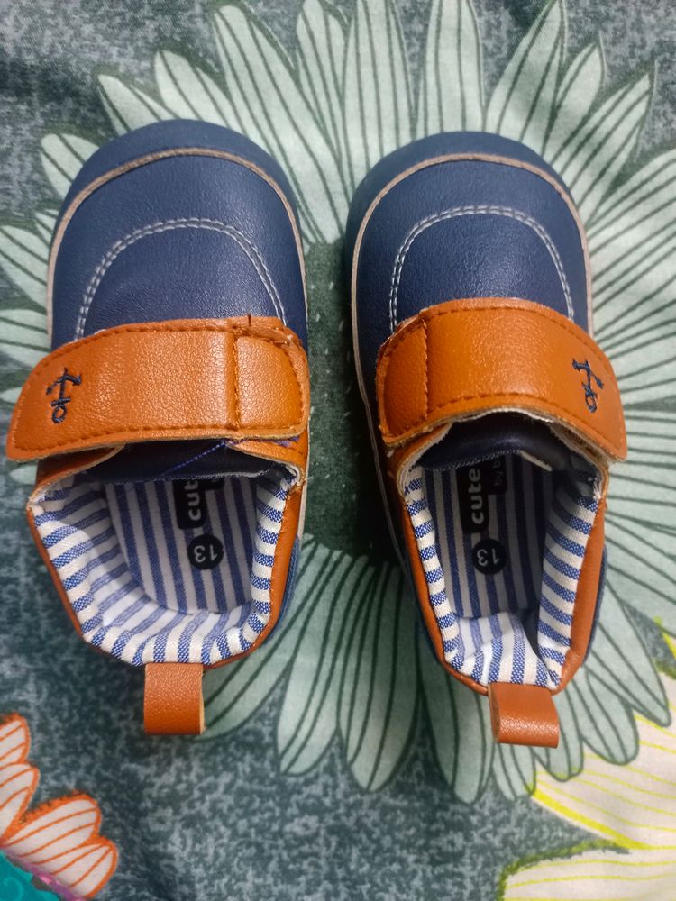 Babyhug Baby Booties-6-12 Months