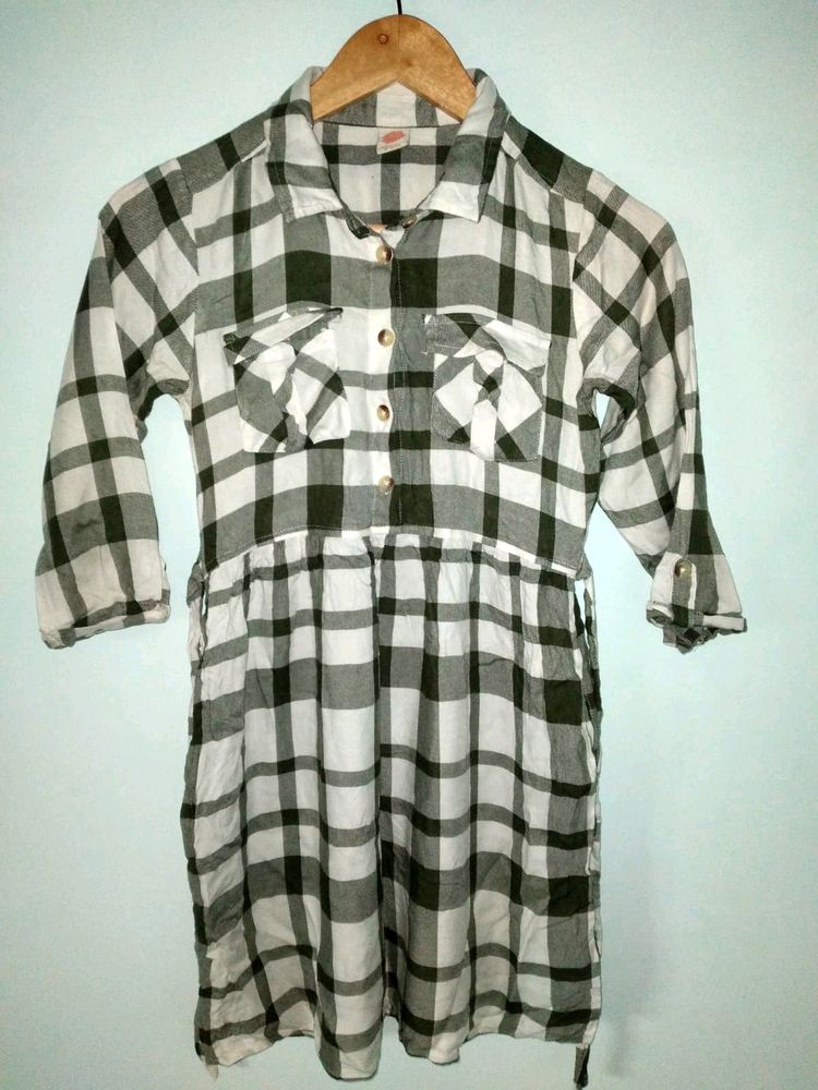 Young &amp; Free Check Pattern Top ( Women's)