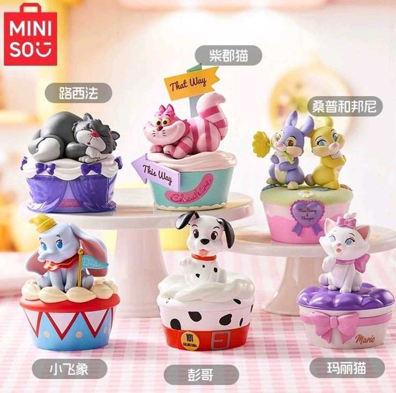 Disney Cupcake! Box Organizer