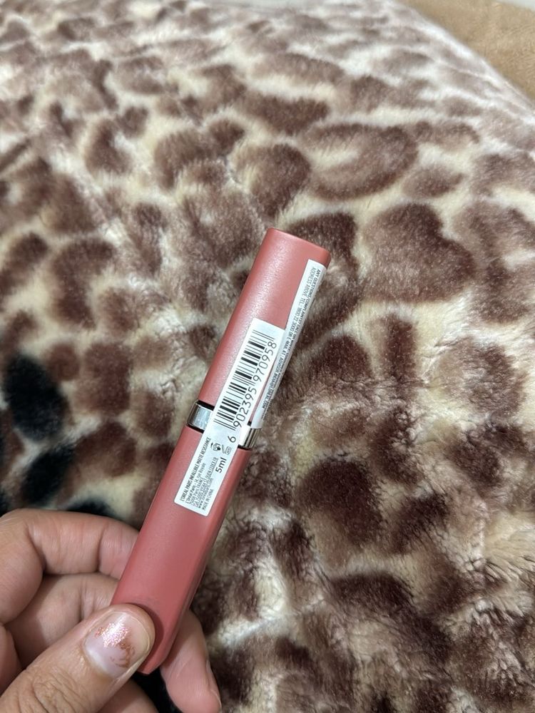 Lipstick - 601 worth it