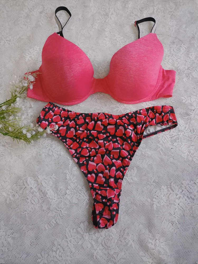 Victoria Secret Uplift Semi Demi Bra With Panty Se