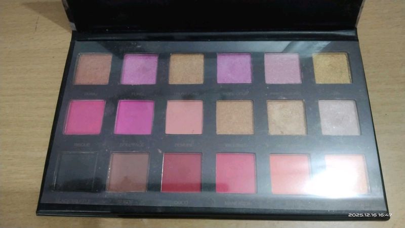 Eyeshadow Palette