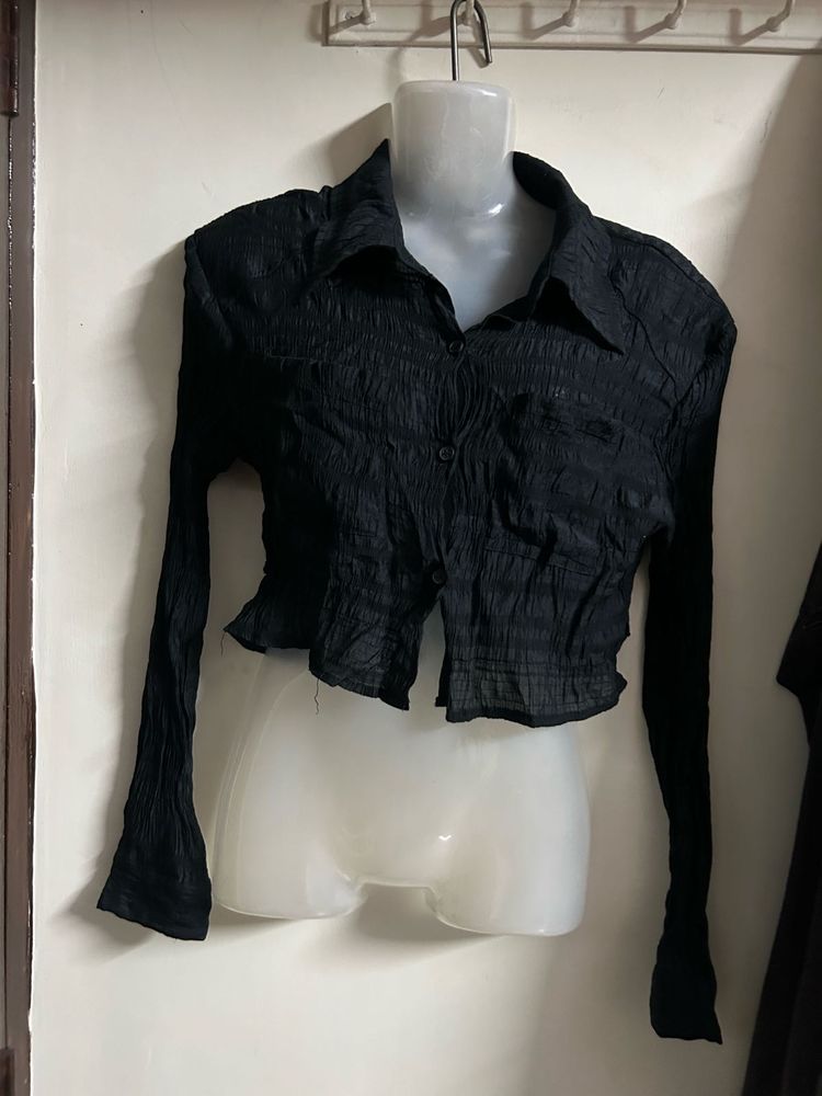 Chic Black Textured Cropped Shirt
