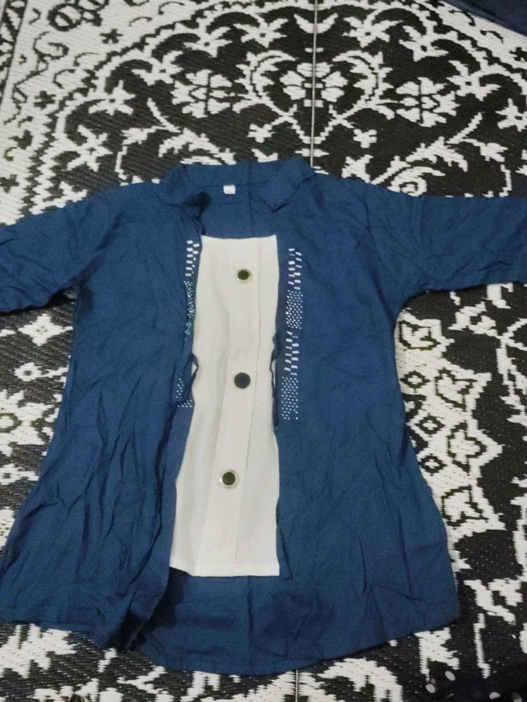 Stylish Blue and White Kurta girl