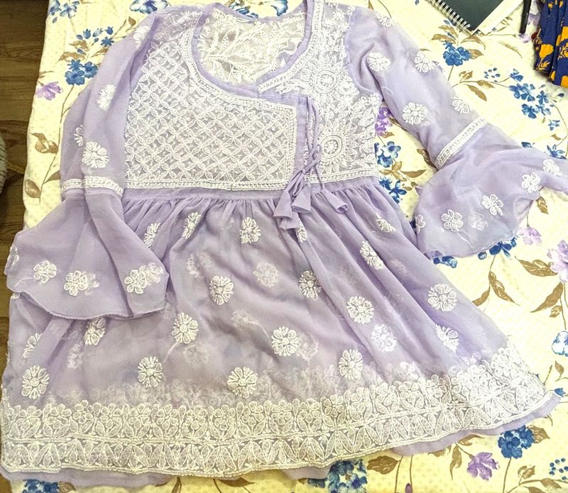 Lucknowi Chikan Short Kurta