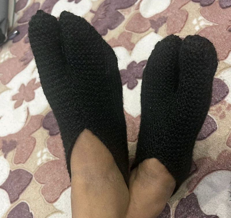 Black Wooden  Socks