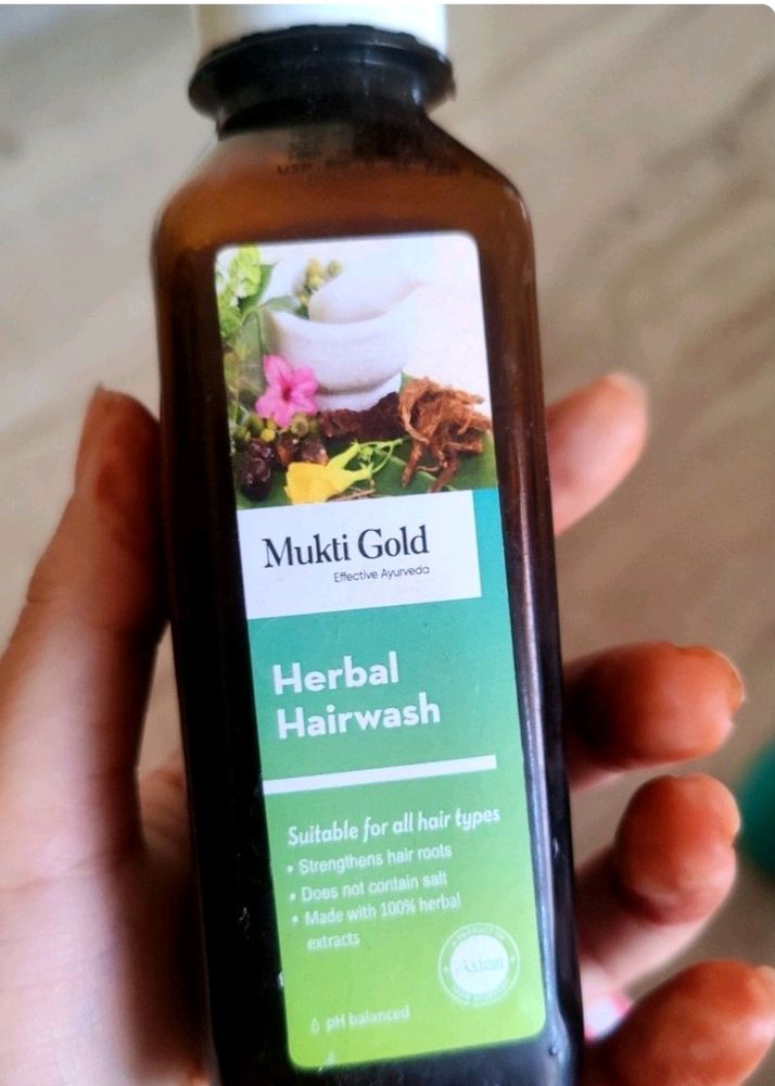 Shampoo Best For Hair Flaws Control And Growth