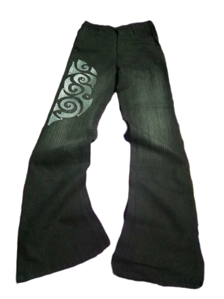 RARE Y2K EMBROIDERED BELL BOTTOM JEANS