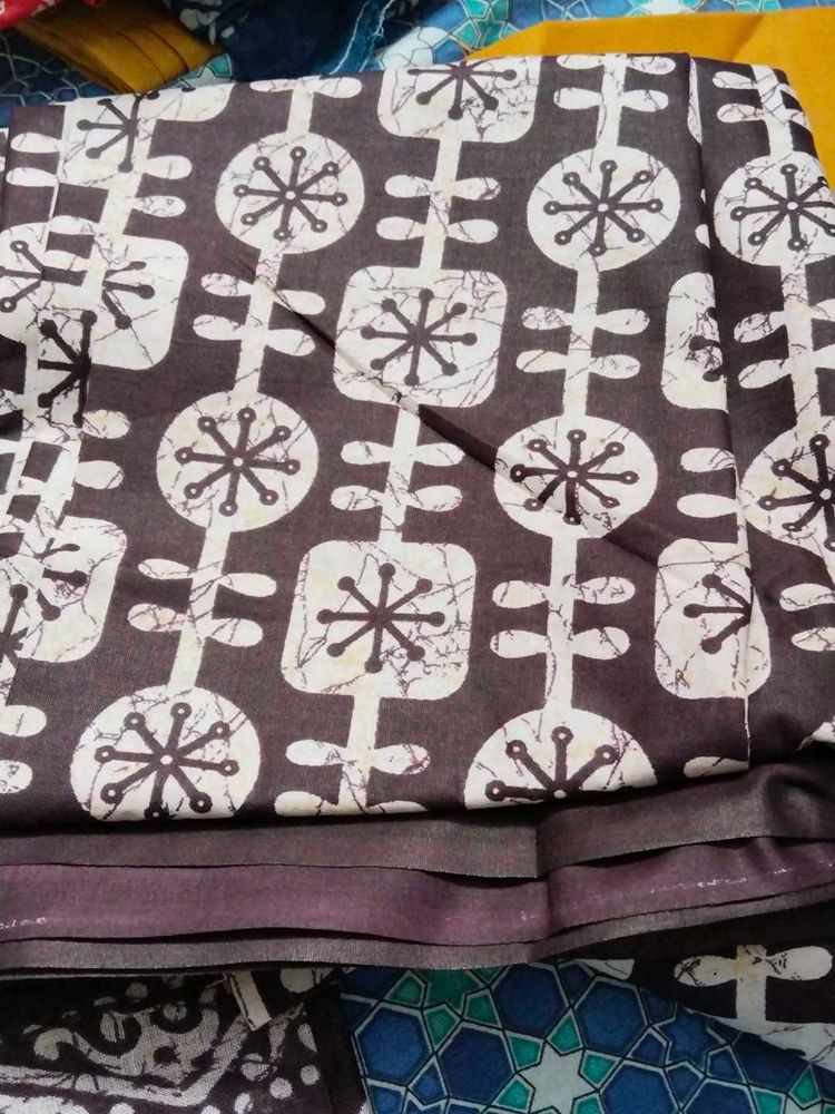 Unique Retro Floral Print Fabric