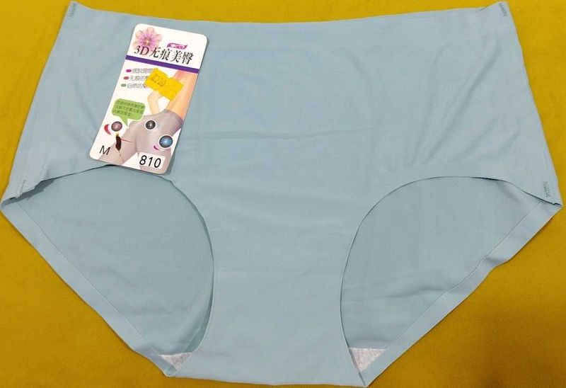 2017 -- 3D Seamless without elastic Panty