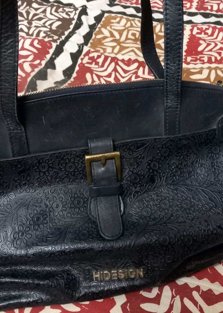 Hidesign Embossed Leather Handbag