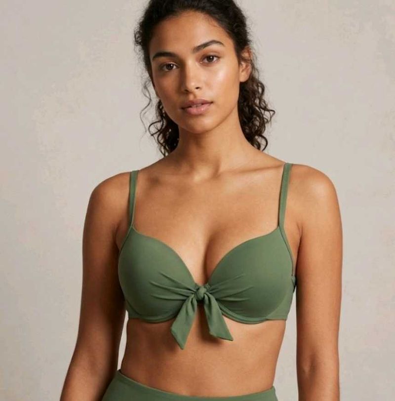 Stylish Green Bra