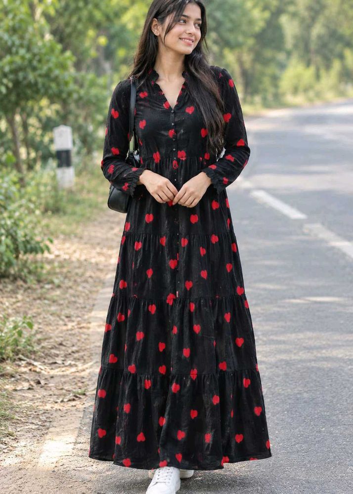 Chic Black Heart Print Maxi Dress