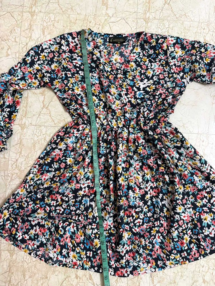 Chic Floral Print Dress