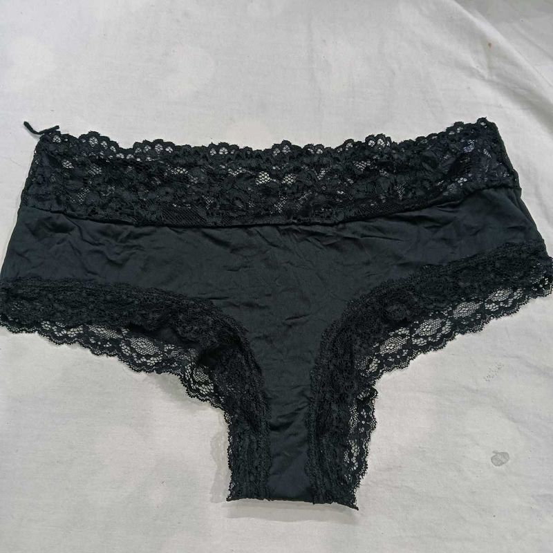 Black🥰 Lace Trim Briefs