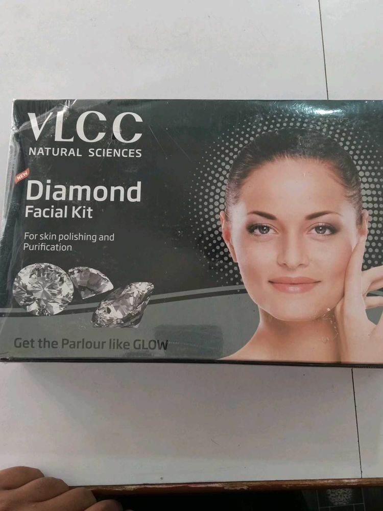 VLCC Facial Kit