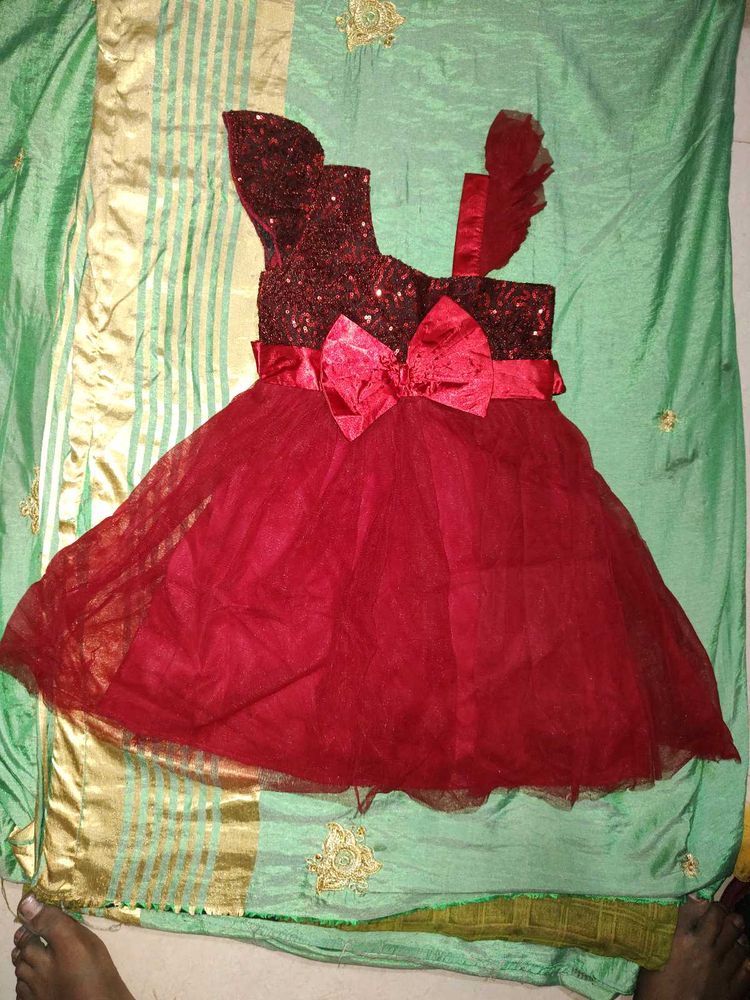 Sparkly Red Party Dress