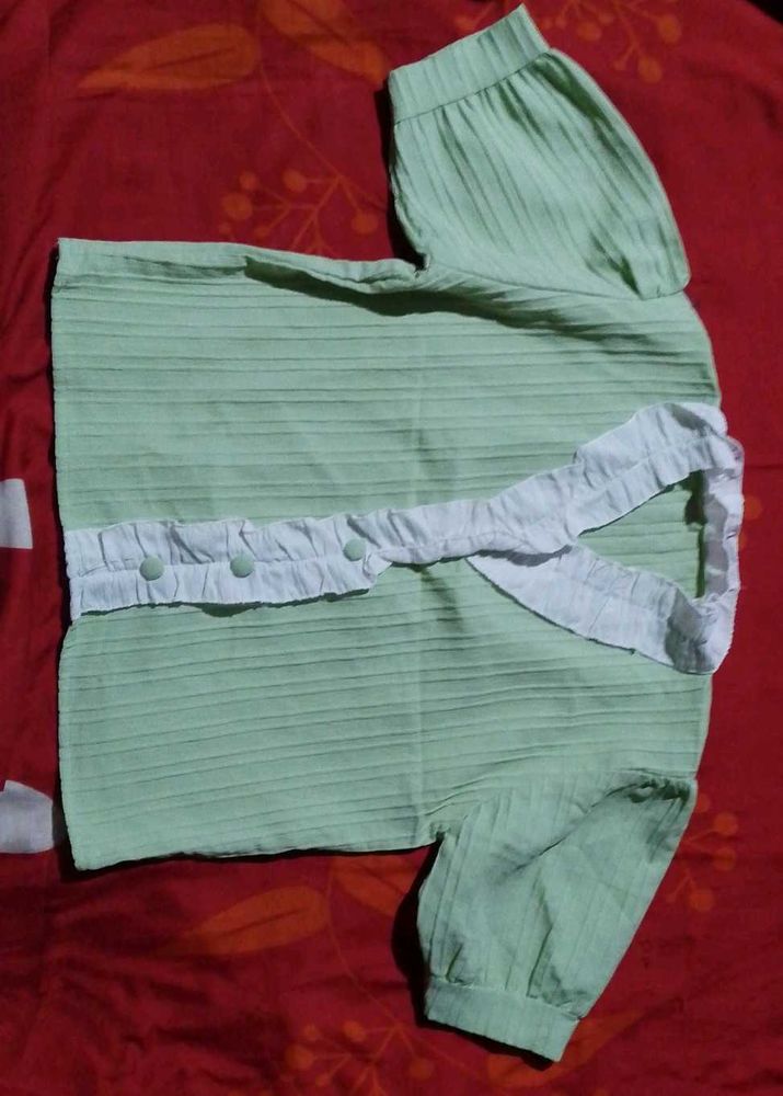 Cute Green Top