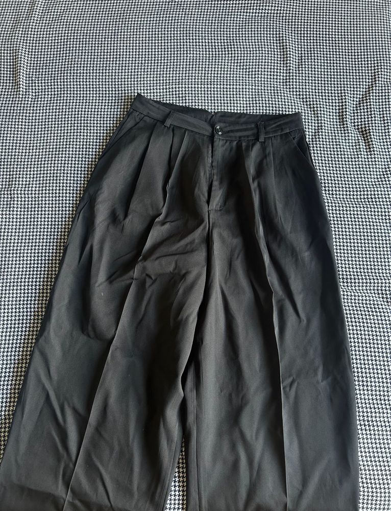 Urbanic Button Leg Trousers