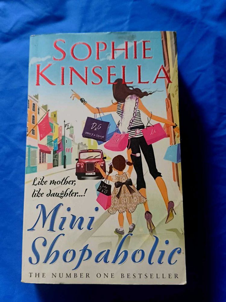Mini Shopaholic by Sophie Kinsella