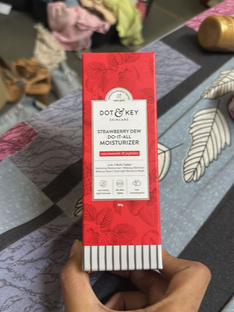 Dot &amp; Key do it all moisturiser
