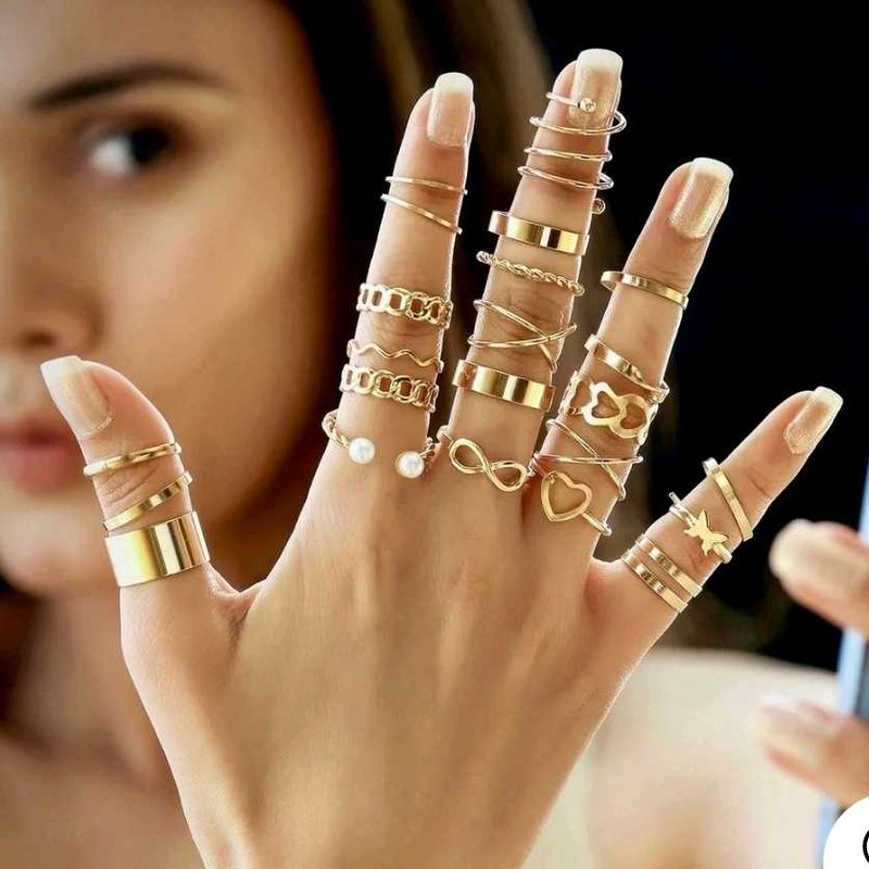 20 Anti-Tarnish Golden Rings Set