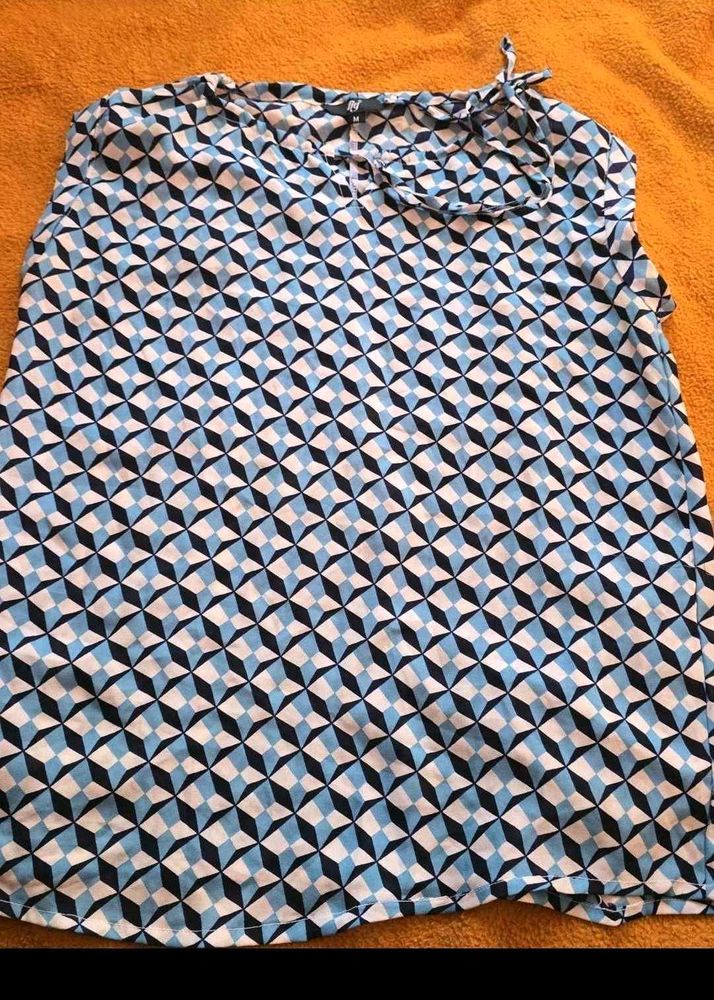 Geometric Print Top with Tie Neck