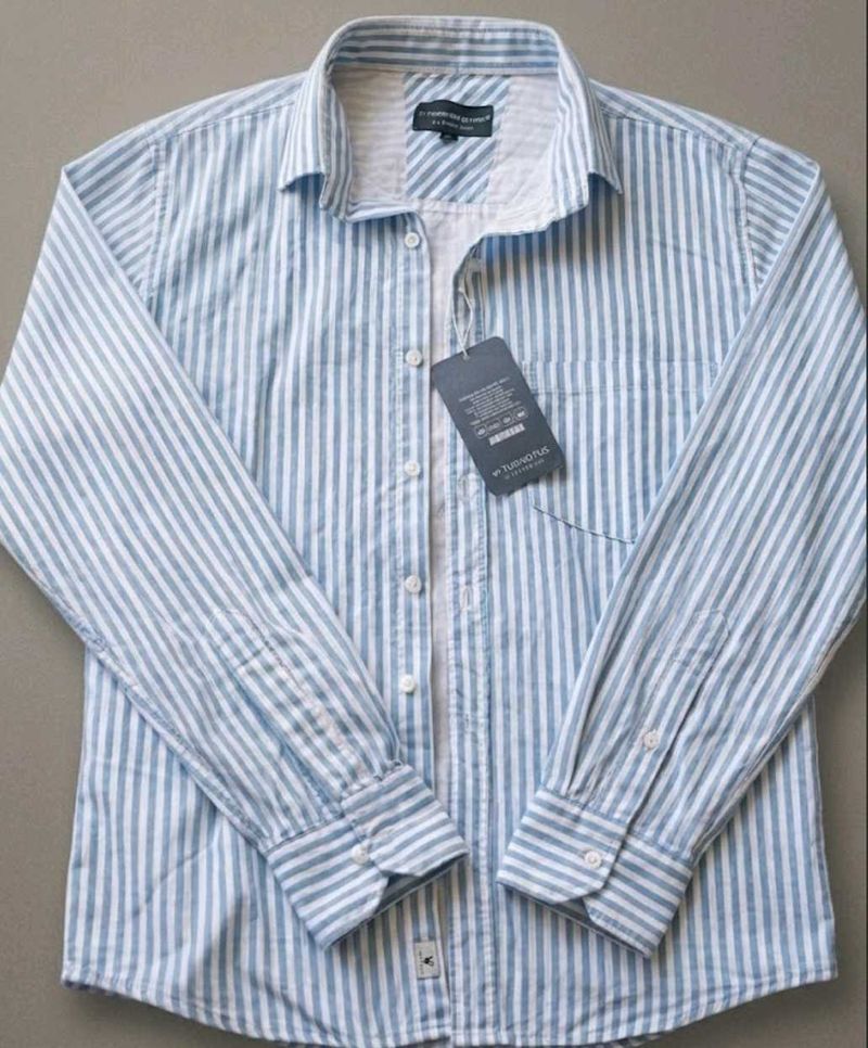 Trendy Blue Striped Shirt For Men/Women