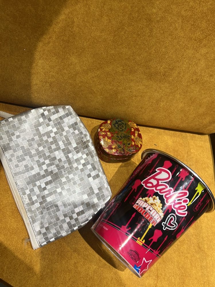 Set of popcorn holder, zipper pouch, small box