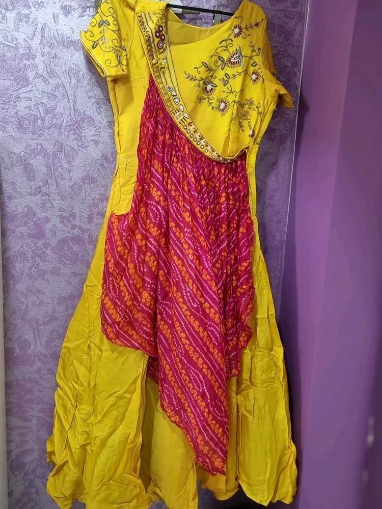 Yellow Kurta Set with Red Bandhani Dupatta