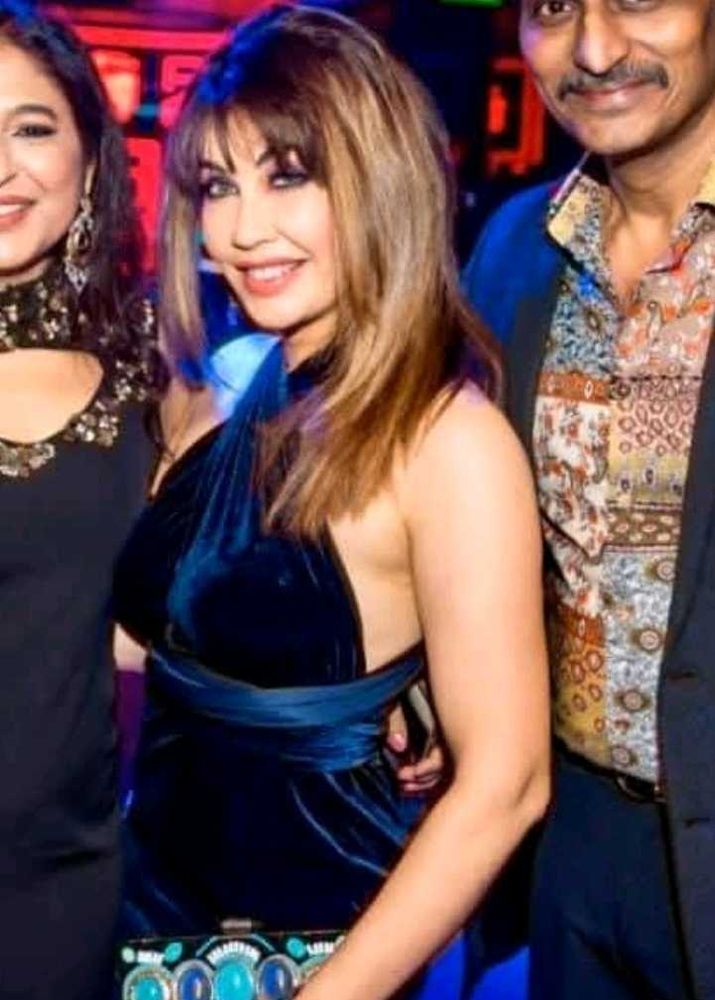 Elegant Blue Velvet Halter Dress